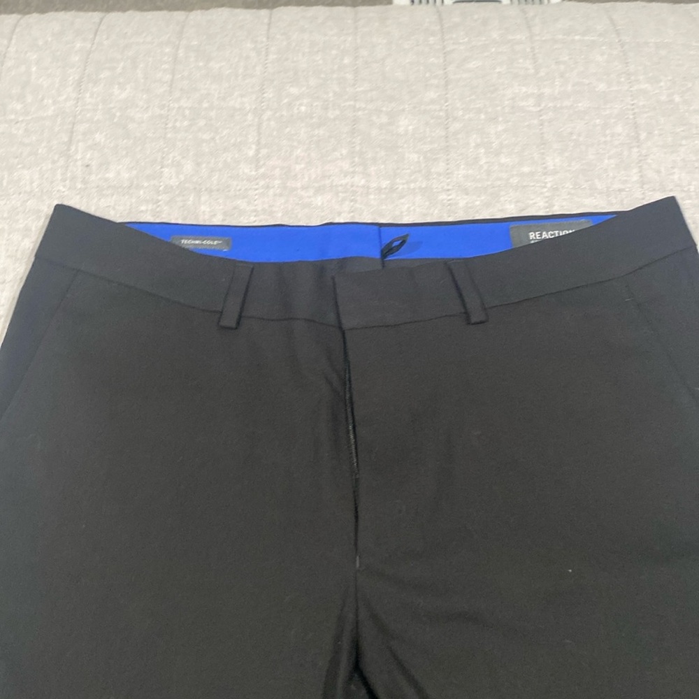 Men’s Kenneth Cole black dress pants